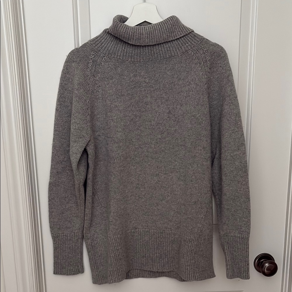 Aritzia Babaton Gray Turtleneck Sweater